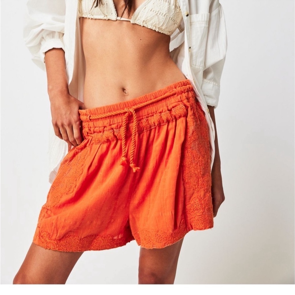 NWT Free people Day blooms cutwork shorts